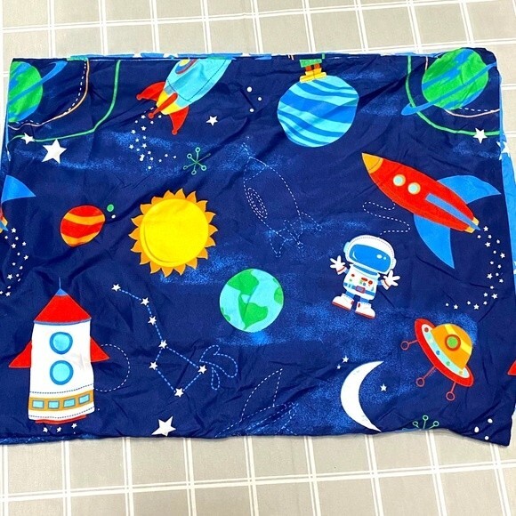 2 Standard Pillowcases Outer Space Rocket Spaceship Moon Stars Comet - Picture 1 of 4